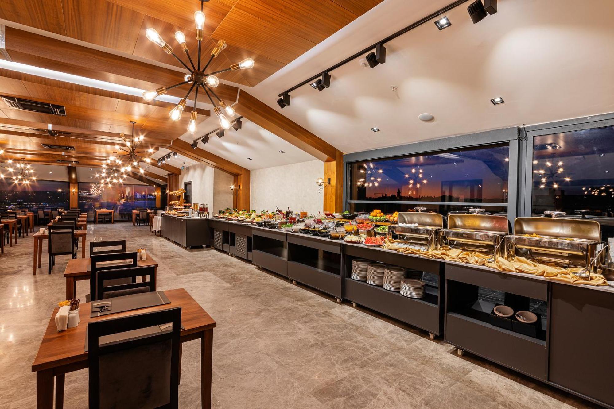 Demiray Hotel Old City Istanbul Exteriör bild The 360° Restaurant